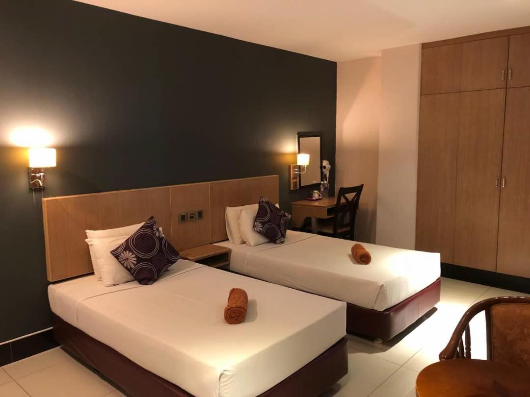 The Room Hotel Miri Zimmer foto