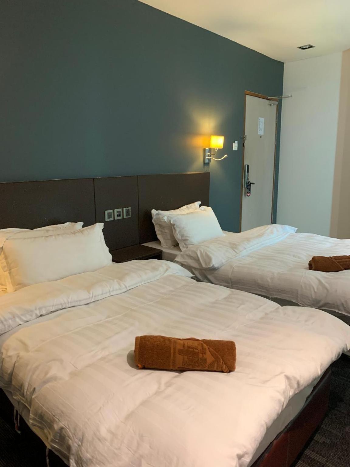 The Room Hotel Miri Zimmer foto