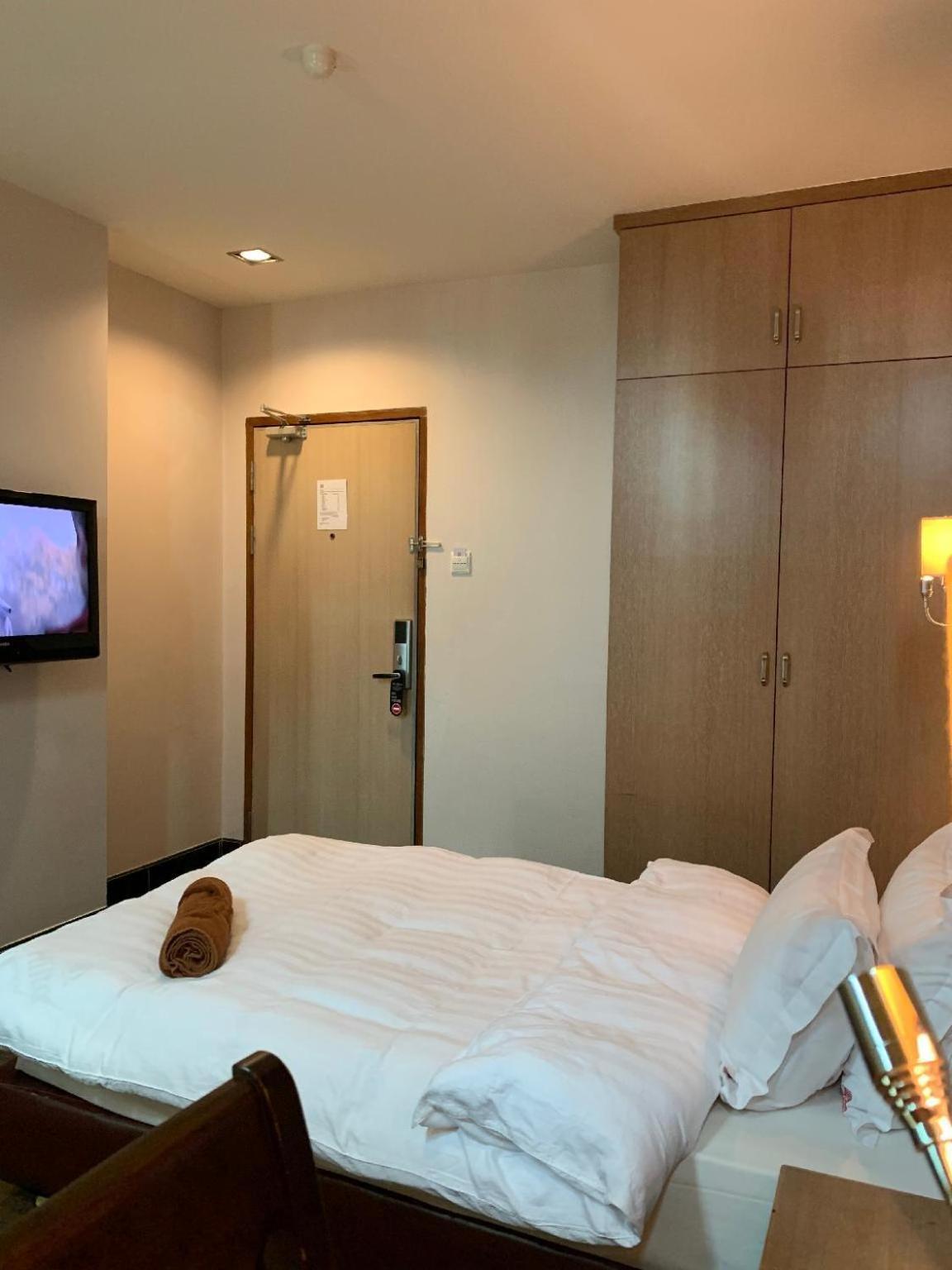 The Room Hotel Miri Zimmer foto