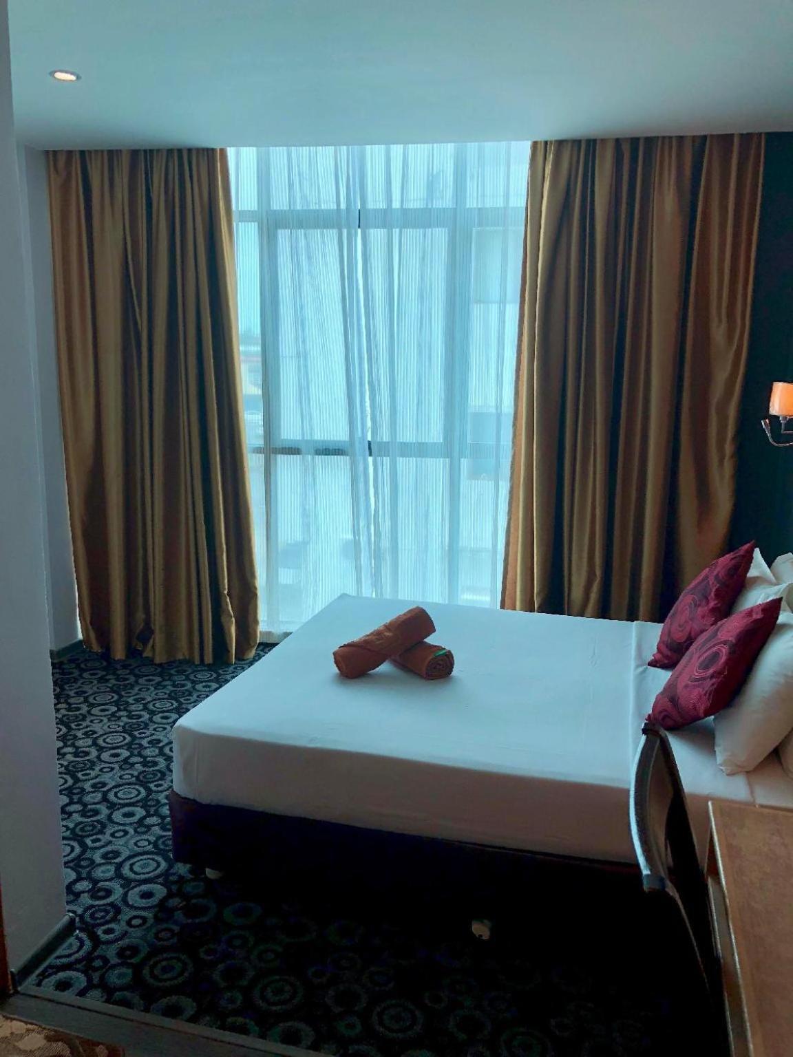The Room Hotel Miri Zimmer foto